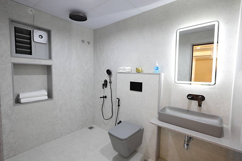 Dwija Inn — guest room